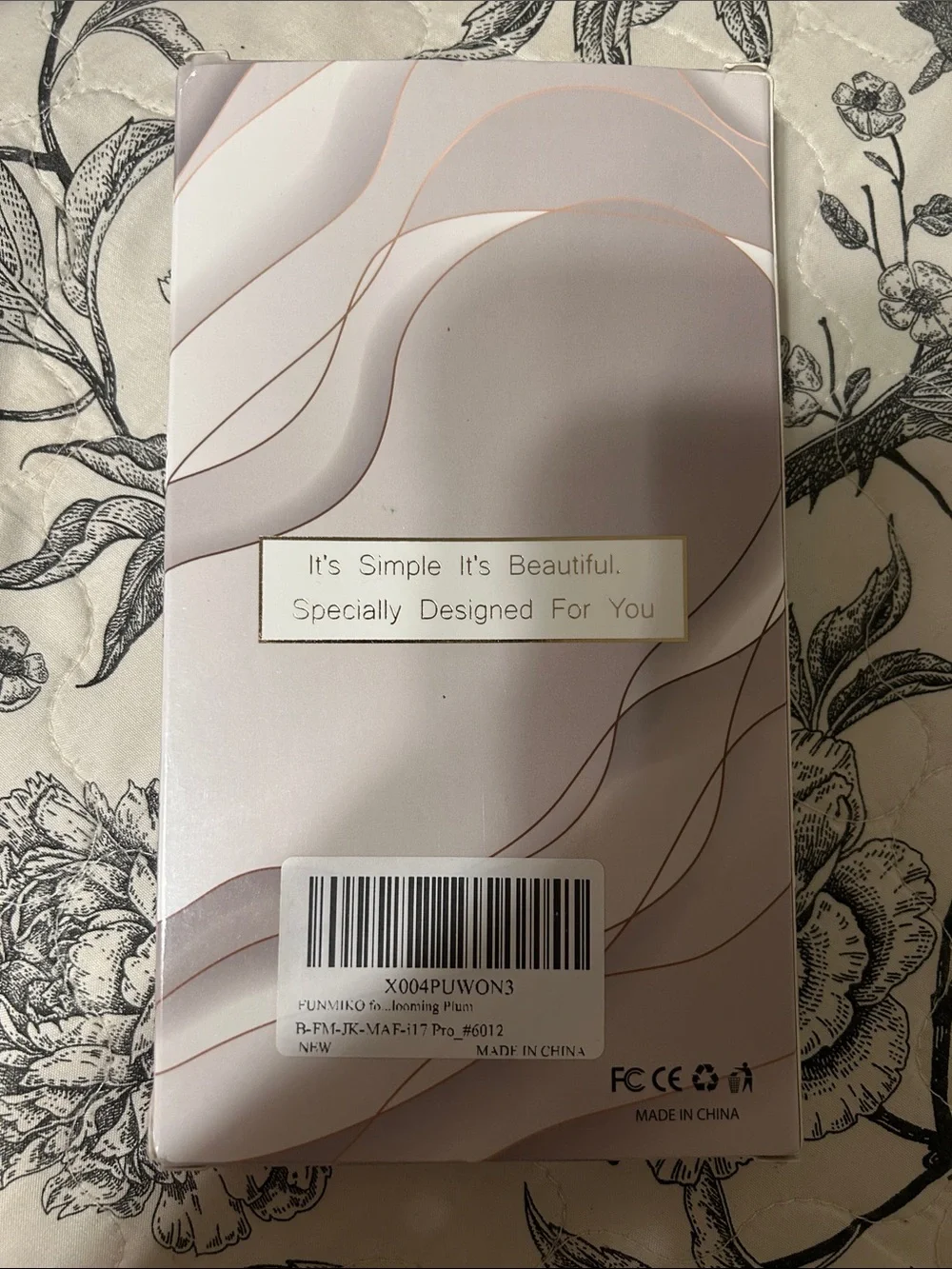 Phone case for I phone 17 PRO ,wireless charging compatible Mistic blooming plum